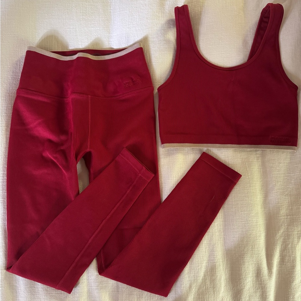 Spiritual Gangster Red Leggings and Bra Top Set, size S